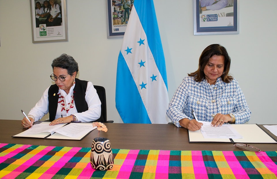 Ministra de Turismo