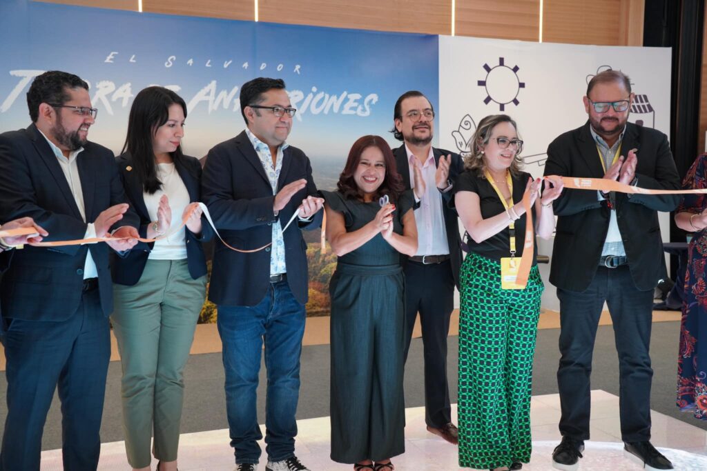 Corte de cinta CATM 2024