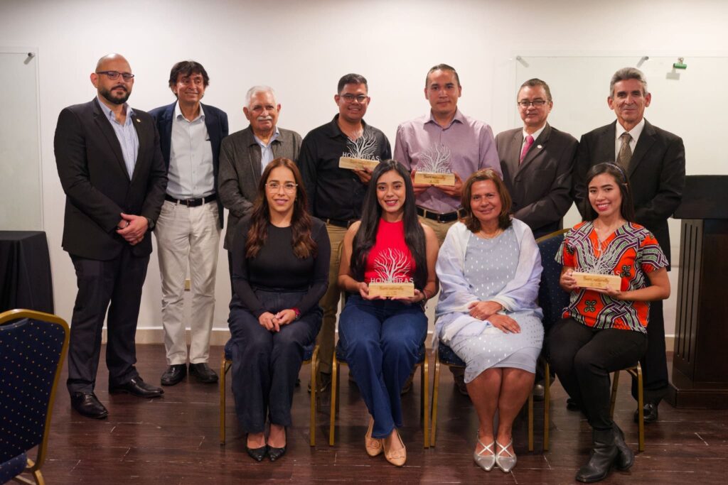 II Concurso de Reportajes Turísticos “Honduras es Así” 2024